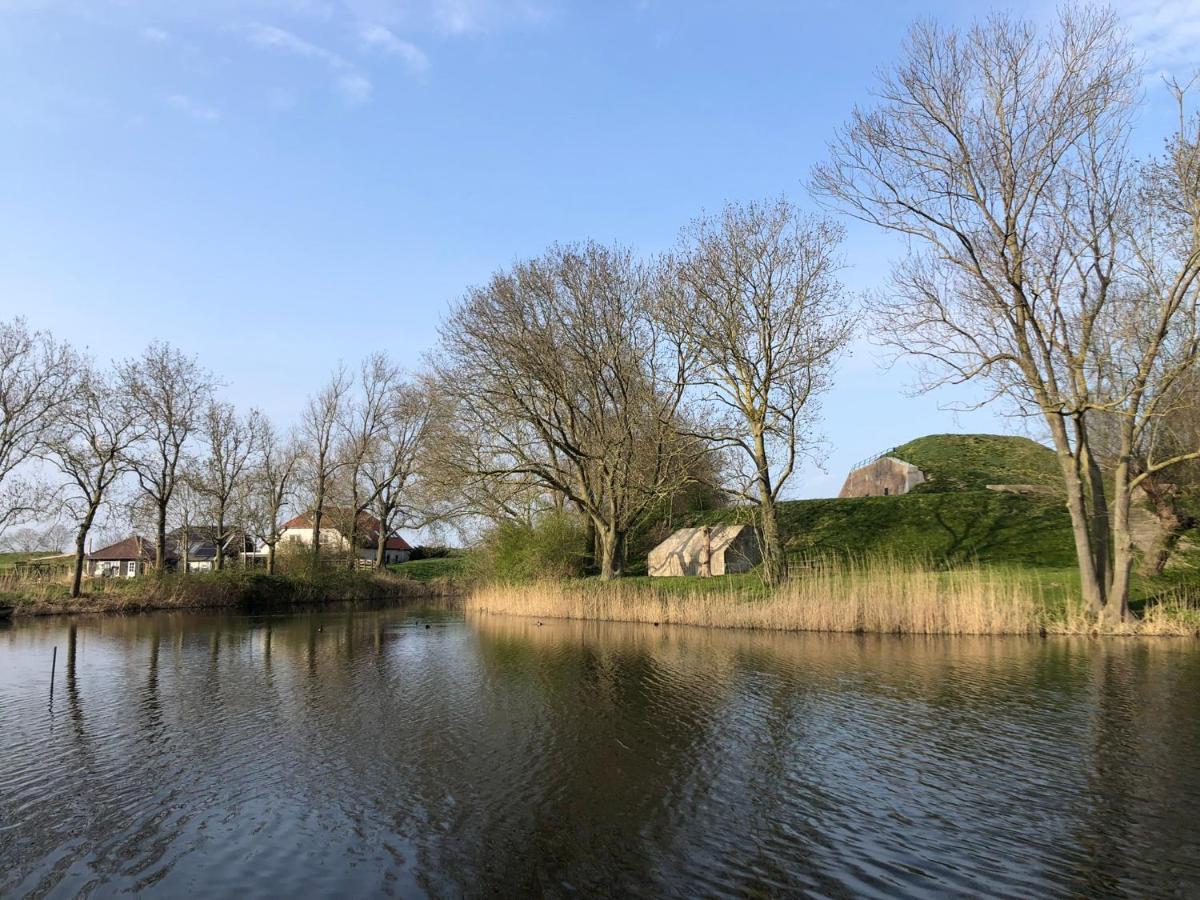 Het Spoel - The Black Barn Culemborg Buitenkant foto